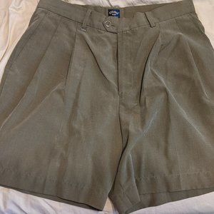 Callaway men's shorts size 33